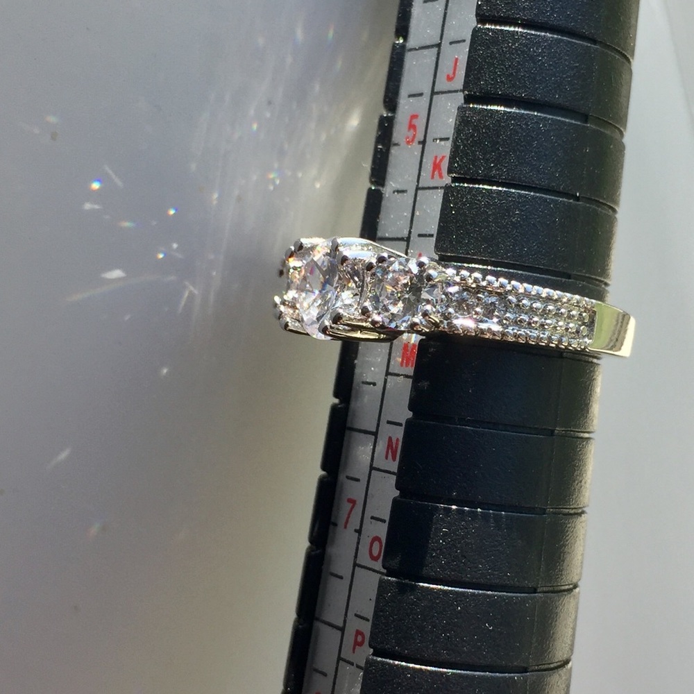 Ring - Picture 4 of 5